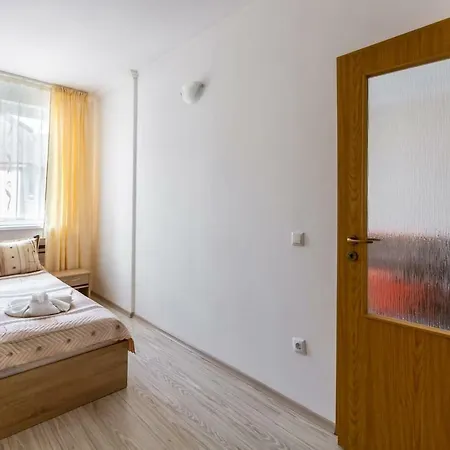 Free Parking And Laundry 1bdr Vj Апартамент Слънчев бряг