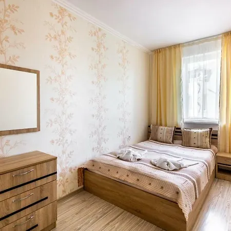 Free Parking And Laundry 1bdr Vj Апартамент *