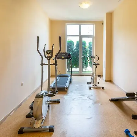 Апартамент Free Parking And Laundry 1bdr Vj *